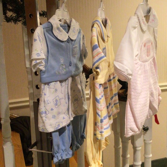 💕💕Host Pick💕💕🛍2 for $30🛍Baby girl 2 piece blummer outfit yellow & stripes - Picture 6 of 7